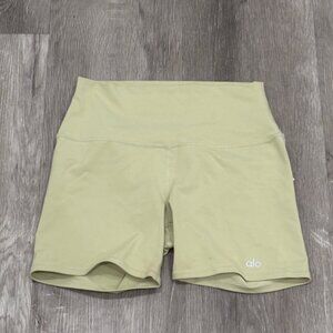 Alo Yoga 7" High Waist Biker Short Buttercup Womens S